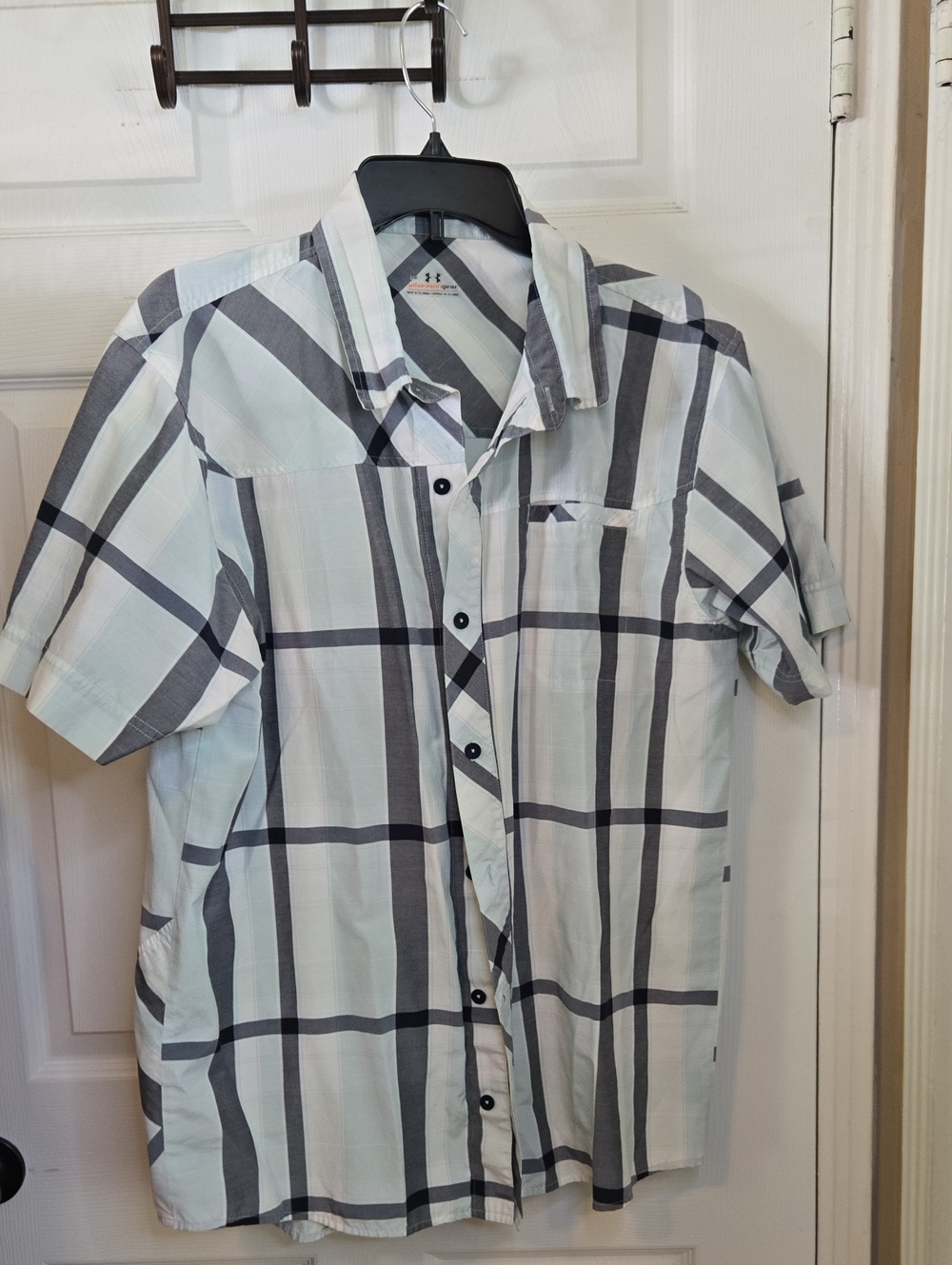 LG Light Blue and Gray Plaid Short-Sleeve Button-Down Shirt